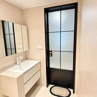 Porte de salle de bain en alliage titane-magnésium de style campagnard français, étanche, idéale pour l'intérieur d'hôtels, cuisines, salles de bain et appartements