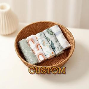 Couverture en mousseline de coton de bambou personnalisable 120*110CM, couverture d'emmaillotage pour nouveau-né, couverture d'emmaillotage portable, couverture de lit pour bébé, OEM/ODM - Product Image 1