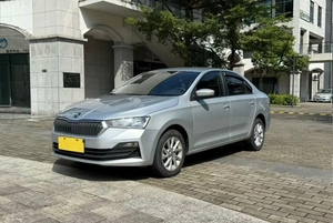 <span class=keywords><strong>Skoda</strong></span> Rapid <span class=keywords><strong>2020</strong></span> 1.5L Manuale Versione Standard - Berlina Compatta 4 Porte 5 Posti, Efficiente nei Consumi per Uso Familiare, Disponibile all'Ingrosso - Product Image 6