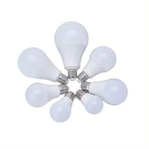 Ctorch Nhà máy cung cấp nhiệt độ màu có thể điều chỉnh LED bóng đèn cao lumen <span class=keywords><strong>10</strong></span> <span class=keywords><strong>Watt</strong></span> nguyên liệu LED <span class=keywords><strong>10</strong></span> Wát A60 E27 B22 một bóng đèn chiếu sáng - Product Image 1