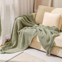 Couverture tricotée légère et respirante en acrylique solide, personnalisée, avec pompons, pour canapé adulte, idéale pour les voyages – Vente en gros