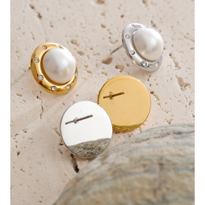 JINYOU 7230 <span class=keywords><strong>Orecchini</strong></span> Vintage in Acciaio Inossidabile Placcato Oro con Perle e Zirconia Cubica, <span class=keywords><strong>Orecchini</strong></span> a Perno Rotondi per Donna - Product Image 3