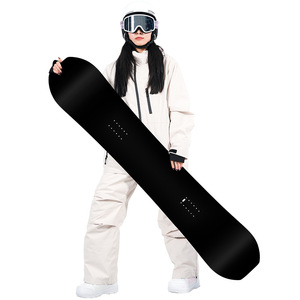 Snowboard personnalisé pour des performances optimales en snowboard, petit ensemble de snowboard pour hommes et femmes LW-02, ensemble de snowboard d'hiver LW-02 - Product Image 1