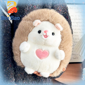 Peluche <span class=keywords><strong>hérisson</strong></span> style dessin animé mignon avec cœur, jouet en peluche, poupée, vente en gros, fabricant de logos personnalisés, faible MOQ, en stock - Product Image 1
