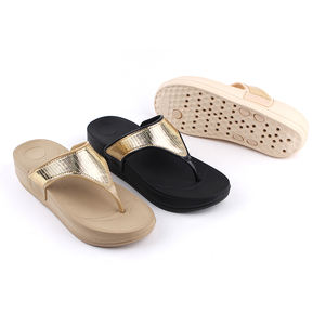 Sandales compensées décontractées d'été pour femmes, <span class=keywords><strong>tongs</strong></span> à <span class=keywords><strong>semelle</strong></span> épaisse, vente en gros - Product Image 1