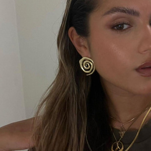 Stud Earrings Spiral Gold Stainless Steel Everyday Wear Geometric Design Jewelry - Product Image 2