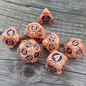 Ensemble de dés polyédriques en alliage de zinc écologiques et durables Feeron, faits à la main, pour D&D et jeux de dragons, 7 pièces avec emballage en forme de pirate - Product Image 5