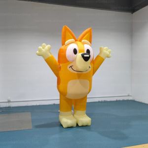 <span class=keywords><strong>Bingo</strong></span> Gonflable Interactif de 2,5 m sur le Thème de <span class=keywords><strong>Bluey</strong></span> – Accessoire de <span class=keywords><strong>Dessin</strong></span> <span class=keywords><strong>Animé</strong></span> Idéal pour les Photos, Parfait pour les Campagnes d'Influenceurs, Parcs d'Attractions, Fêtes, Événements <span class=keywords><strong>et</strong></span> Centres Commerciaux - Product Image 4