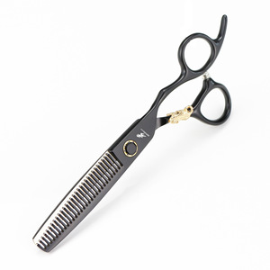 <span class=keywords><strong>Ciseaux</strong></span> de coiffure professionnels 6.0 pouces avec vis à roulement Little Golden Tiger pour salon de coiffure HS-717 - Product Image 4