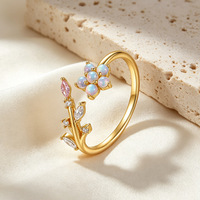 Bijoux Damila en gros, tendance, argent sterling 925 plaqué or 18 carats, anneaux ouverts en forme de fleur et de feuille en zircon pour femmes, à porter au quotidien