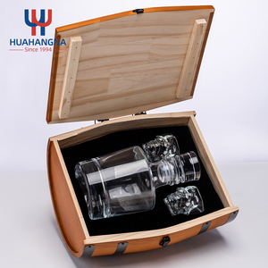 Decantador de <span class=keywords><strong>whisky</strong></span> transparente artesanal de 25 oz (80 ml) con vasos de chupito de calavera, set de regalo en caja de barril para vino, licor, <span class=keywords><strong>whisky</strong></span> escocés - Product Image 2