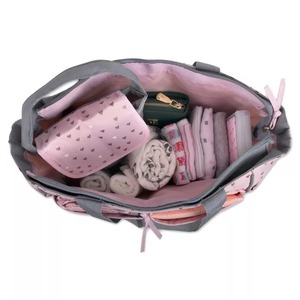 <span class=keywords><strong>Sac</strong></span> à couches à poche humide rose personnalisé fourre-tout pochette à couches écologique matelas à <span class=keywords><strong>langer</strong></span> <span class=keywords><strong>sac</strong></span> momie Reborn bébé amour <span class=keywords><strong>poupée</strong></span> <span class=keywords><strong>sac</strong></span> à couches - Product Image 5