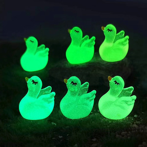 Novedad: Adorno de Resina de Conejito Pastel Jelly Bunny para Dioramas, Figura en Miniatura de Conejo de Pascua, Decoración para Manualidades DIY - Product Image 2