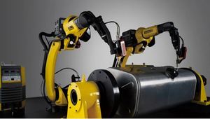 Système de robot de soudage Fanuc pour la fabrication de tôles, soudage automatique intelligent, haute précision, puissance 0,5 KW/1 kW - Product Image 3