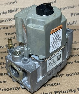 Vr8205m2450 Vr8205m แก๊ส2450 99k6501 OEM Lennox Ducane - Product Image 1