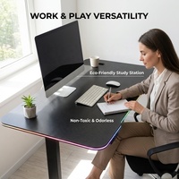 Bureau de jeu moderne en acier inoxydable AOR avec porte-gobelet, crochet pour casque, multiprise, commandes personnalisables