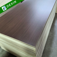 Résistant à l'humidité 4mm 15mm 17mm 18mm Panneaux de bois MDF mélaminé 1220x2440mm Bois mélaminé MDF texturé blanc