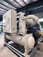 Refroidisseur à vis à eau HVAC d'occasion 764KW R134a, système de refroidissement central commercial et industriel à économie d'énergie