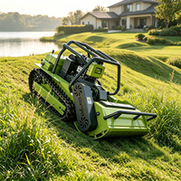 Tondeuse robotisée à chenilles diesel VERTAK 499CC avec lame à marteaux pour la tonte de la végétation trop dense et l'herbe sauvage