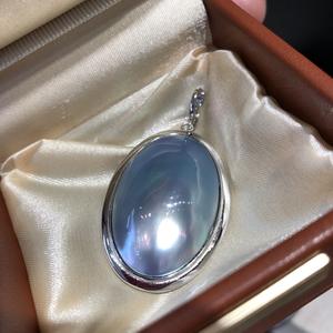 Colgante de Perla de Agua Salada de Plata Pura, Ovalado Azul 25x35mm, Grado AAA, Engaste de Bisel, Joyería Clásica Unisex - Product Image 1