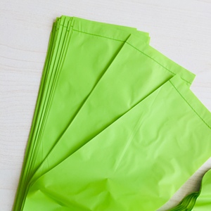 Bolsa de Camiseta Biodegradable Verde 100% de Almidón de Maíz para Compras - Product Image 5