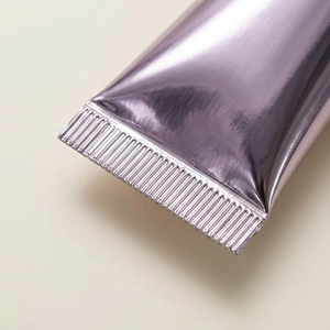 Tubo ABL de Lujo Yuxinmei con Bomba de Pico de Pato y Tapa Exterior Cilíndrica de Acrílico |   Empaque de Lujo para Productos de Cuidado de la Piel |   25 mm de diámetro - Product Image 4