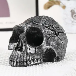 2024 Hot Style Dark Halloween Tricky Ashtray High Temperature Resistant Easy to Clean Open Forehead Skull Resin Ashtray