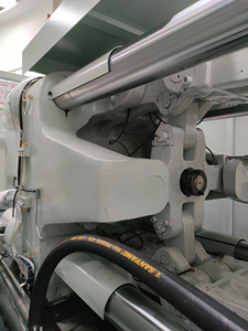 Máquina de fundición a presión en cámara fría de aluminio DCC-580 PLUS 5800kN con control PLC para piezas de aleación electrónica automotriz - Product Image 5
