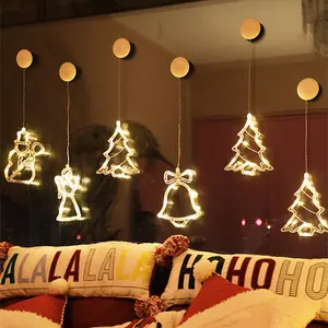 LED عيد الميلاد حلي معلقة باب ونافذة سانتا كلوز الأيائل أجراس عيد الميلاد أضواء ندفة الثلج الالتصاق أضواء