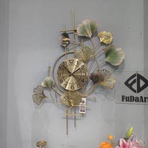 Horloge Murale Fleurie 92x56cm pour Salon, Horloge Silencieuse de Porche, Style Luxe Léger en Métal, Vente Directe Usine, Dropshipping - Product Image 4