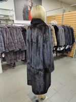 Luxus-Nerz pelzmantel für Damen in voller Länge in natürlicher Farbe Warme Winter oberbekleidung mit lässigem Revers-Design und Polyester futter
