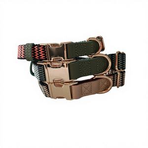 Langlebiges Verstellbares Geflochtenes Nylon-Halsband für Kleine und Große Hunde mit Metallschnalle - Product Image 3