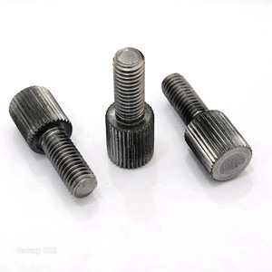 Tornillos de apriete manual moleteados de acero al carbono métricos M8 hechos a medida, grado A, rosca estándar sin tratamiento - Product Image 3