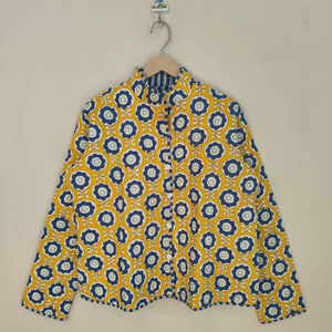 Veste matelassée réversible en coton pour femmes, veste en coton Kantha faite à la main, imprimé en bloc, style bohème, manteau d'hiver vintage, veste indienne - Product Image 1