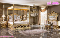 Lit en bois massif sculpté style Maharaja, taille personnalisée, dossier haut, sculptures dorées, suite de chambre à coucher en teck de Birmanie