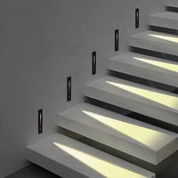 Contrôleur de lumière d'escalier 12V 24V Détecteur de mouvement Smart Waterproof 3W 5W Step Encastré Wall Light Outdoor LED Stair Light