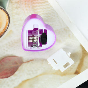 Forme de coeur LED chauffe-plat à piles 12h fausses bougies électriques décoration de la maison votive 3D <span class=keywords><strong>flamme</strong></span> anniversaire mariage - Product Image 4