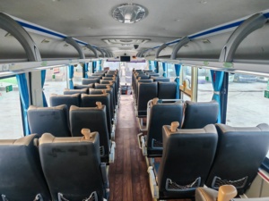 Autocars d'occasion <span class=keywords><strong>Setra</strong></span> S517 les plus vendus et économiques, modèles <span class=keywords><strong>2021</strong></span> et 2023, 55 et 60 places, avec toilettes intégrées - Product Image 5