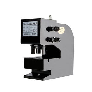 Máquina perforadora hidráulica CH-100A de 100T y 30MM de alta rigidez para chapa de acero, hierro angular, acero de canal y riel. - Product Image 1