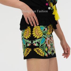 Nouvelle jupe courte brodée OEM, style décontracté taille haute respirant pour l'été, en coton à motif floral - Product Image 1