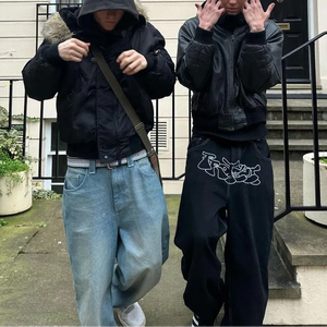 <span class=keywords><strong>Jeans</strong></span> da <span class=keywords><strong>Uomo</strong></span> Streetwear Personalizzati con Ricamo all'Ingrosso Taglio Dritto Y2K Larghi Lavaggio Acido Rétro Taglie Forti - Product Image 3