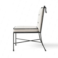 Ensemble de salle à manger d'extérieur en aluminium forgé à la main FERLY, chaises d'inspiration italienne, table en aluminium, tissu performant, taille et finition personnalisables