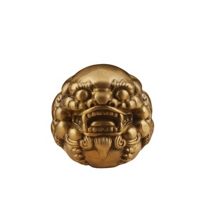 Bola Antiestrés Pixiu de Latón Puro Sólido Tallada a Mano, Adorno Artesanal de Estilo Chino, Color Nogal - Product Image 5