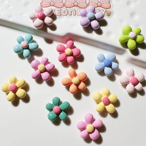 Figuras Decorativas de Resina Plana con Flores Coloridas, Adornos Kawaii para Scrapbooking, Lazos y Decoración, Venta al Por Mayor - Product Image 4