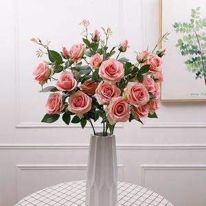 Rose artificielle en tissu au toucher réel, 5 têtes, rose artificielle unique pour la Saint-Valentin - Product Image 5