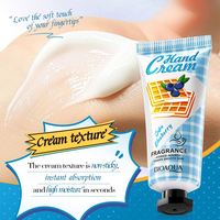Crème pour les mains mini hydratante et éclaircissante BIOAQUA aux herbes naturelles, vitamine C, cerise et fraise (OEM)
