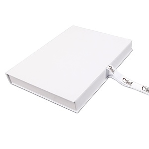 Bestyle Luxury Chocolate Box Packaging With Custom Design Food Grade Plastic Tray Insert Chocolate Box