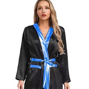 HAWK SPORTS INDUSTRIES Robe de boxe à capuche en satin noir avec ceinture bleue, durable, confortable, en polyester, pour entraînement MMA et Muay Thai, personnalisable - Product Image 1