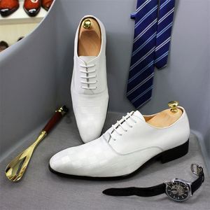 Chaussures Oxford pour hommes d'affaires européens, à enfiler, à bout pointu, avec embout en acier, en cuir véritable, antidérapantes, respirantes et légères - Product Image 1
