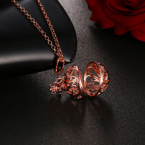 Último diseño aromaterapia corona bola hueco medallón collar aceite esencial difusor Collar para Perfume aceite esencial - Product Image 3